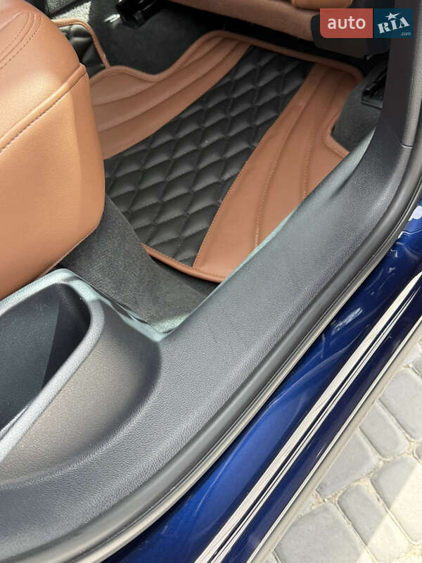 Позашляховик / Кросовер Audi Q3 2021 в Києві