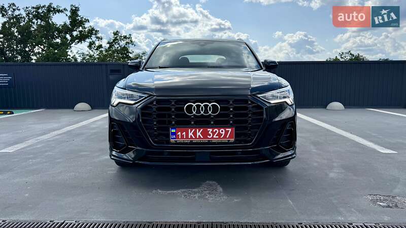 Позашляховик / Кросовер Audi Q3 2021 в Києві