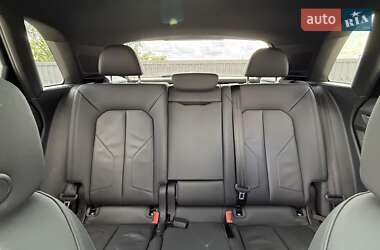 Внедорожник / Кроссовер Audi Q3 2021 в 