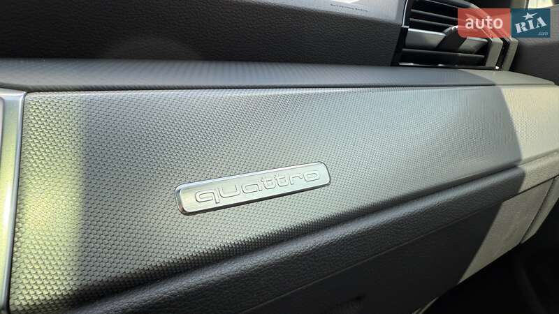 Позашляховик / Кросовер Audi Q3 2021 в Києві