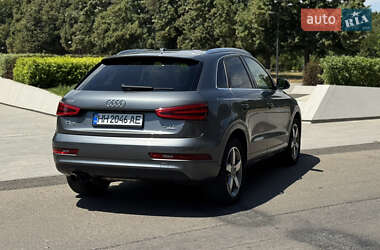Внедорожник / Кроссовер Audi Q3 2014 в 