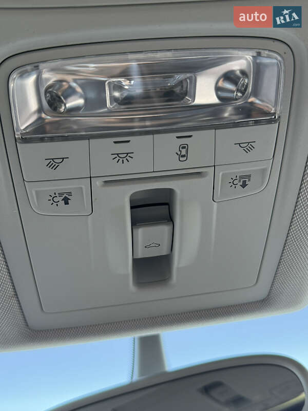 Позашляховик / Кросовер Audi Q3 2014 в Рівному