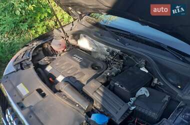 Внедорожник / Кроссовер Audi Q3 2013 в 