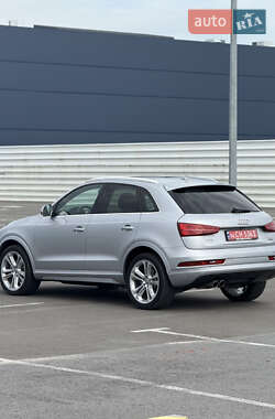 Внедорожник / Кроссовер Audi Q3 2016 в 
