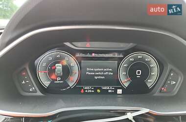 Внедорожник / Кроссовер Audi Q3 2024 в 