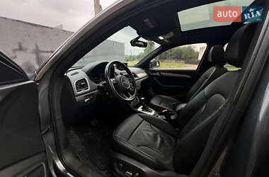 Внедорожник / Кроссовер Audi Q3 2016 в 