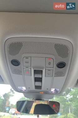Внедорожник / Кроссовер Audi Q3 2022 в 