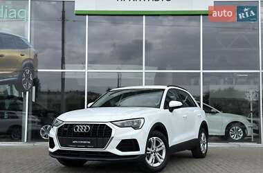 Позашляховик / Кросовер Audi Q3 2021 в Києві