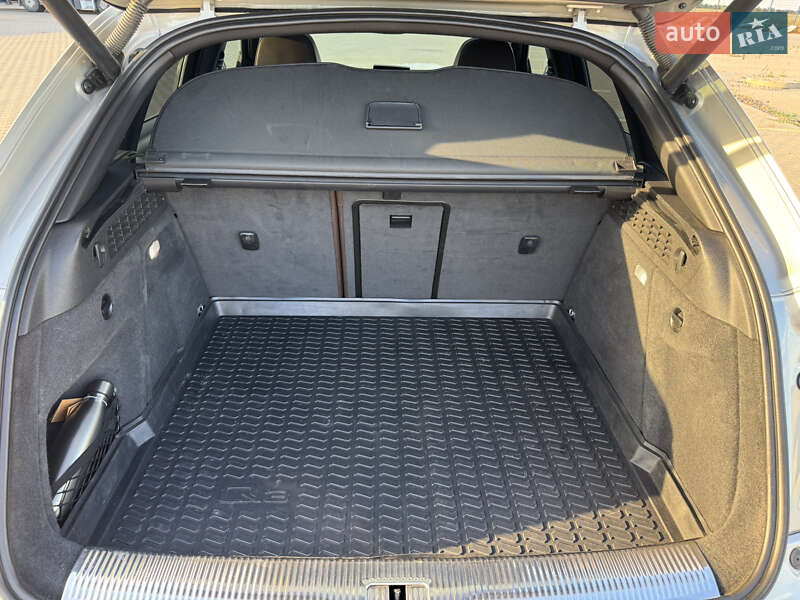 Внедорожник / Кроссовер Audi Q3 2016 в Одессе