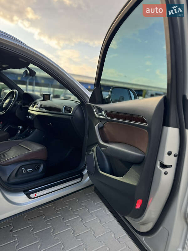 Внедорожник / Кроссовер Audi Q3 2016 в Одессе