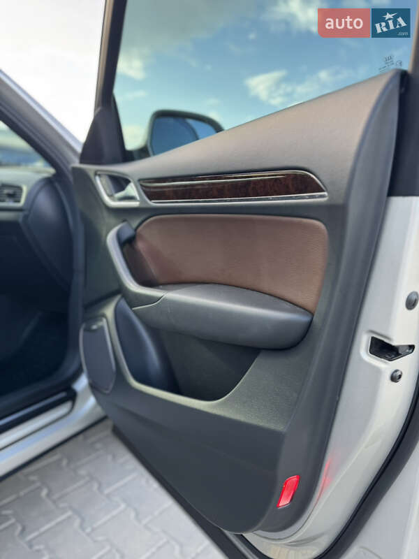 Внедорожник / Кроссовер Audi Q3 2016 в Одессе