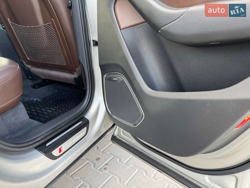 Внедорожник / Кроссовер Audi Q3 2016 в Одессе