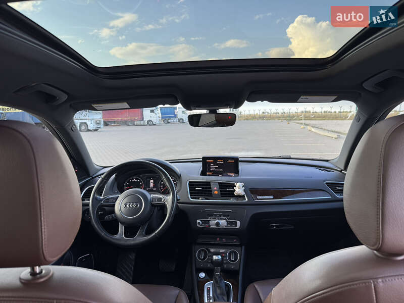 Внедорожник / Кроссовер Audi Q3 2016 в Одессе