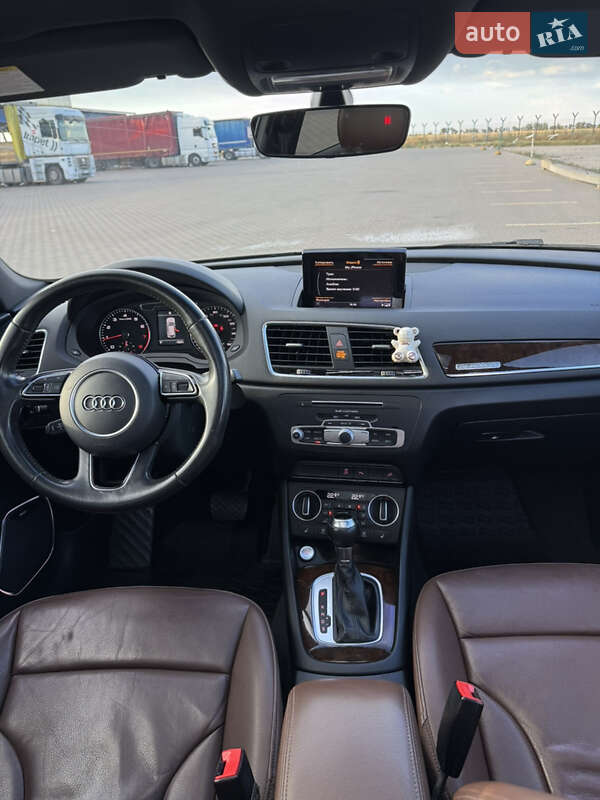 Внедорожник / Кроссовер Audi Q3 2016 в Одессе