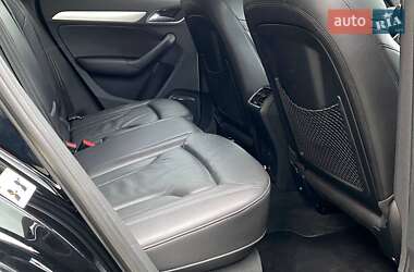 Внедорожник / Кроссовер Audi Q3 2015 в 