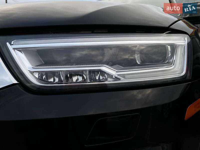 Позашляховик / Кросовер Audi Q3 2015 в Львові