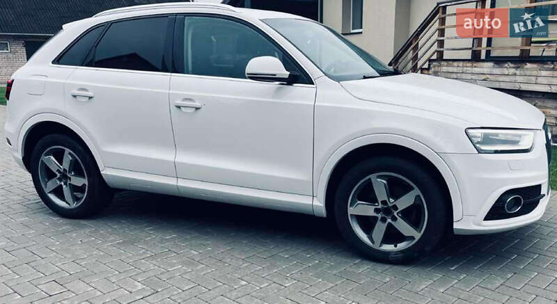 Позашляховик / Кросовер Audi Q3 2015 в Тернополі