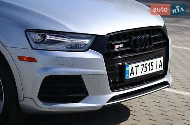 Позашляховик / Кросовер Audi Q3 2016 в 