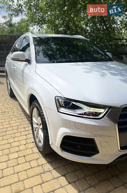 Внедорожник / Кроссовер Audi Q3 2017 в 