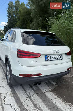 Внедорожник / Кроссовер Audi Q3 2012 в 