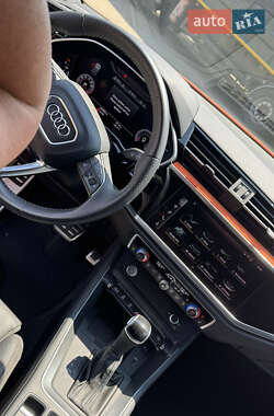 Внедорожник / Кроссовер Audi Q3 2019 в 