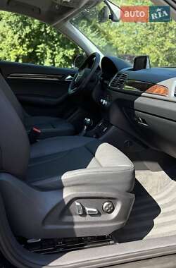 Внедорожник / Кроссовер Audi Q3 2016 в 