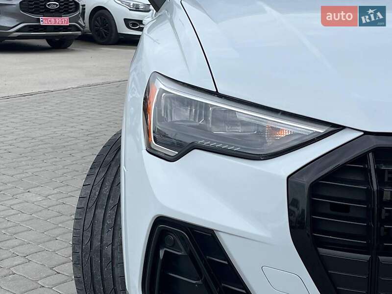 Позашляховик / Кросовер Audi Q3 2020 в Львові