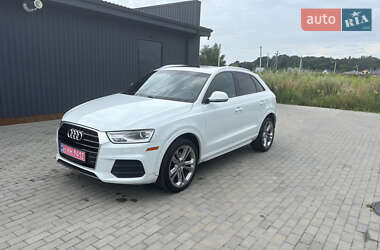 Внедорожник / Кроссовер Audi Q3 2015 в Луцке