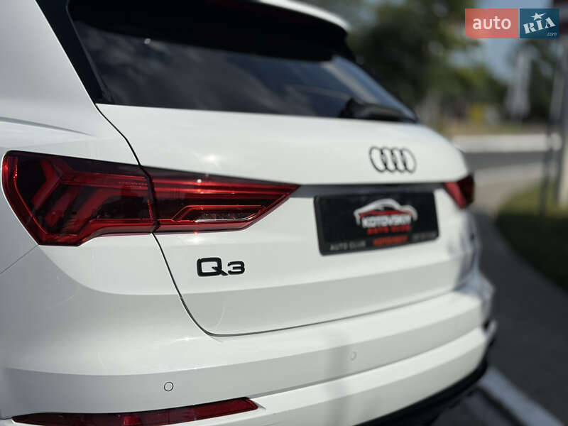 Внедорожник / Кроссовер Audi Q3 2022 в Одессе