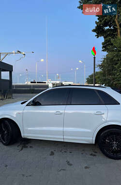 Внедорожник / Кроссовер Audi Q3 2017 в 