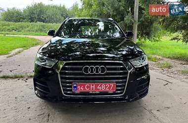 Внедорожник / Кроссовер Audi Q3 2017 в 