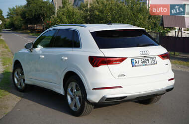 Внедорожник / Кроссовер Audi Q3 2019 в 