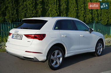 Внедорожник / Кроссовер Audi Q3 2019 в 
