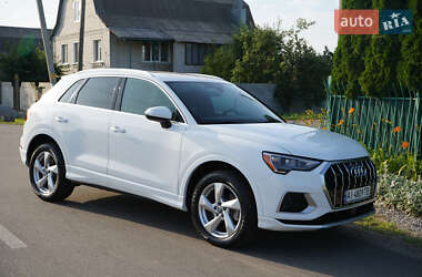 Внедорожник / Кроссовер Audi Q3 2019 в 