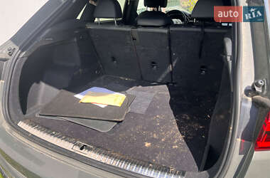 Внедорожник / Кроссовер Audi Q3 2021 в 