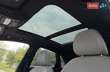 Внедорожник / Кроссовер Audi Q3 2015 в 
