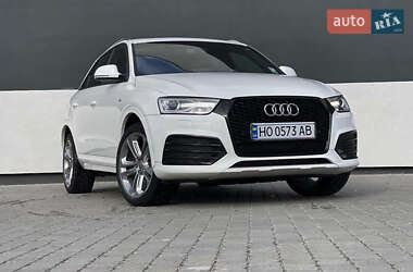 Внедорожник / Кроссовер Audi Q3 2017 в 