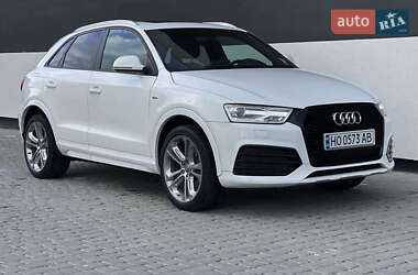 Внедорожник / Кроссовер Audi Q3 2017 в 