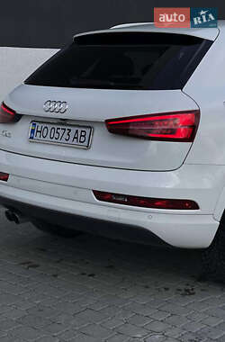 Внедорожник / Кроссовер Audi Q3 2017 в 