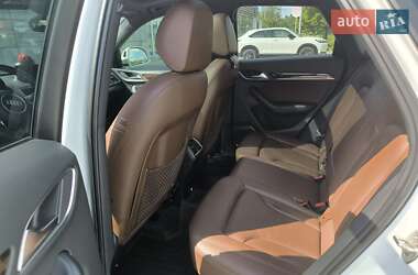 Внедорожник / Кроссовер Audi Q3 2016 в 