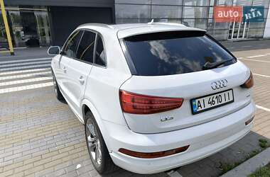 Внедорожник / Кроссовер Audi Q3 2016 в 