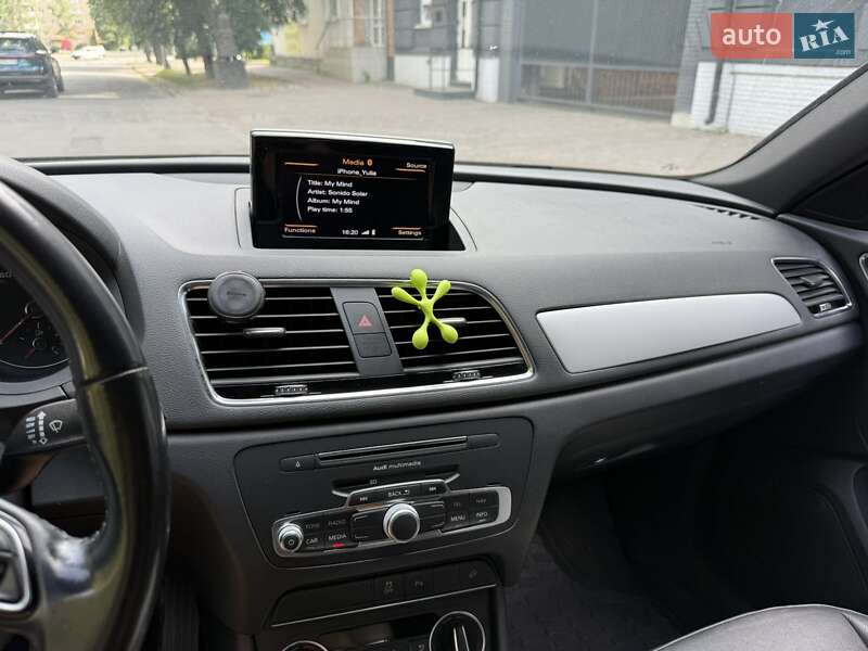 Внедорожник / Кроссовер Audi Q3 2017 в Лубнах