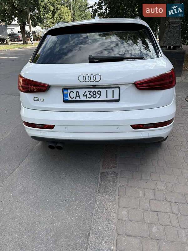 Внедорожник / Кроссовер Audi Q3 2017 в Лубнах