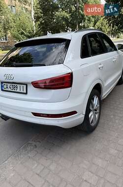 Внедорожник / Кроссовер Audi Q3 2017 в 