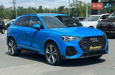 Внедорожник / Кроссовер Audi Q3 2020 в Черновцах