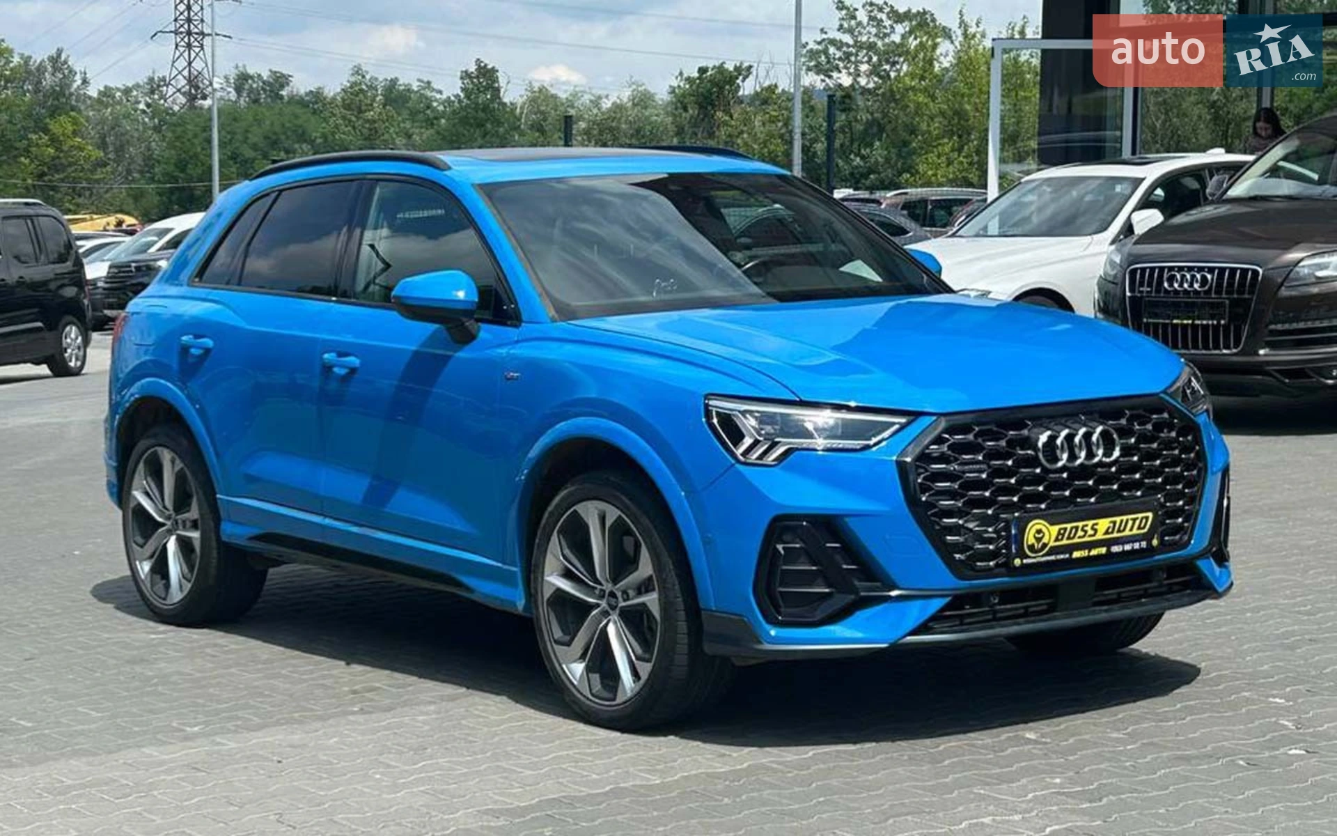 2020 Audi Q3 - фото 1