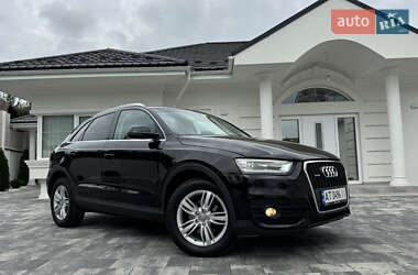 Внедорожник / Кроссовер Audi Q3 2012 в 
