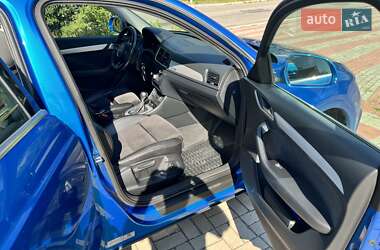 Внедорожник / Кроссовер Audi Q3 2016 в 