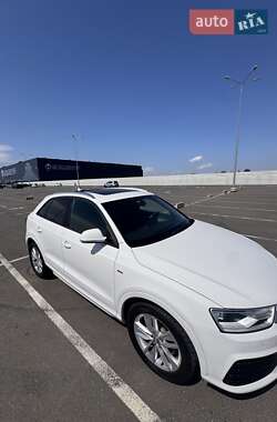 Внедорожник / Кроссовер Audi Q3 2017 в 