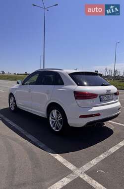 Внедорожник / Кроссовер Audi Q3 2017 в 